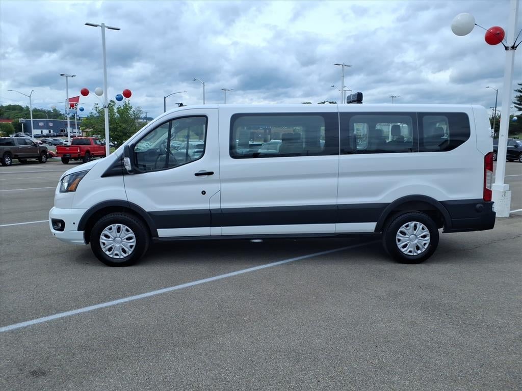 2024 Ford Transit Passenger Wagon 350 XLT