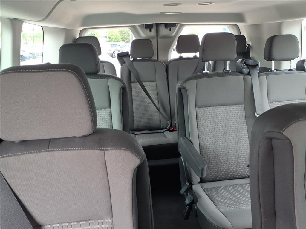 2024 Ford Transit Passenger Wagon 350 XLT