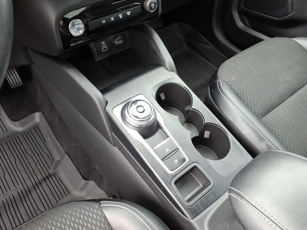 2025 Ford Escape Base