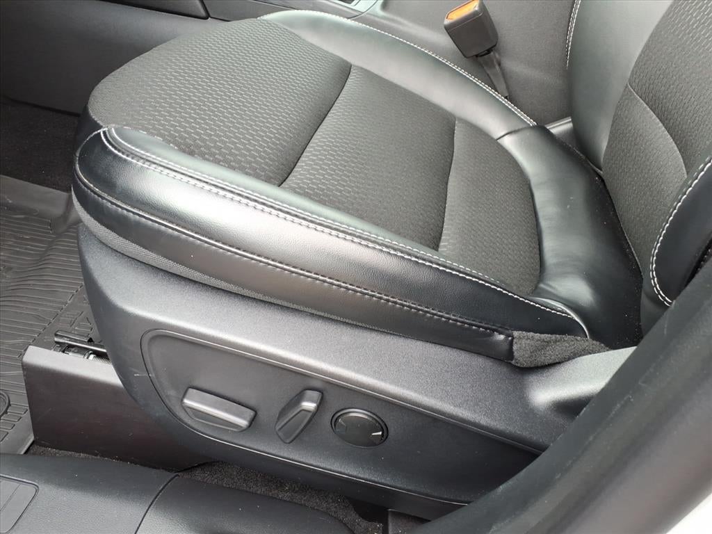 2025 Ford Escape Base