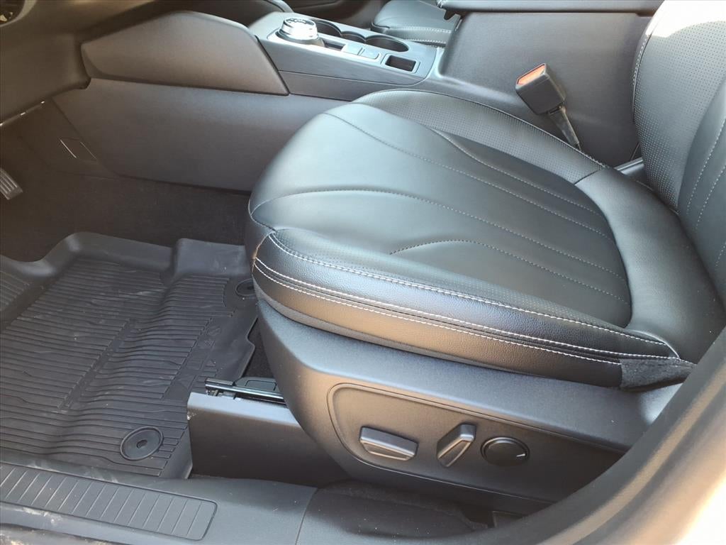 2025 Ford Escape Base