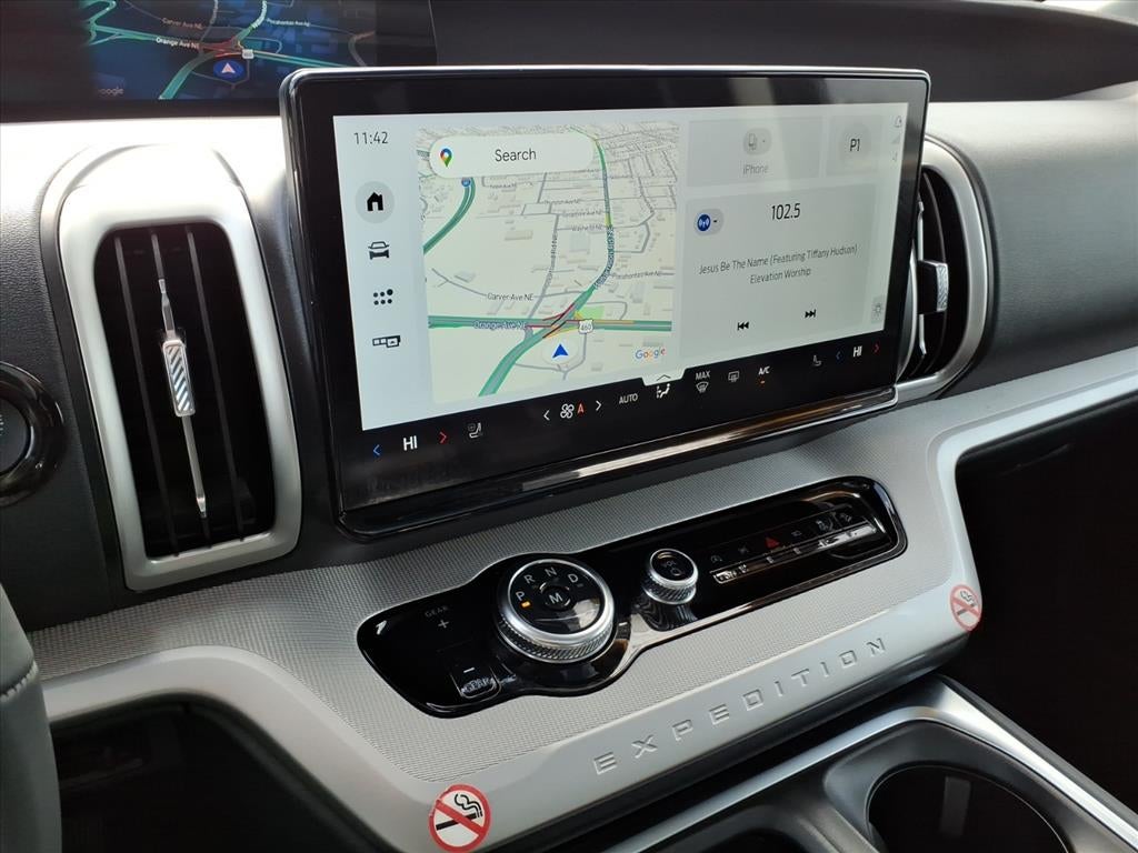 2025 Ford Expedition Max Base