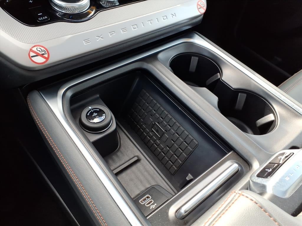 2025 Ford Expedition Max Base