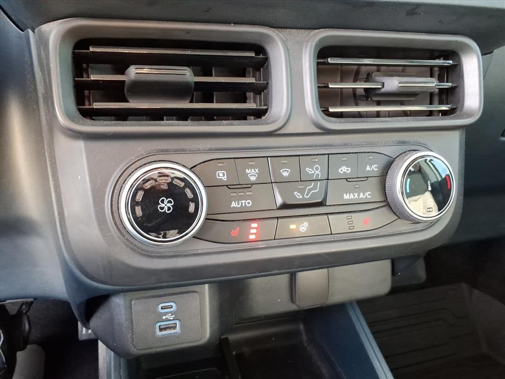 2023 Ford Maverick Base