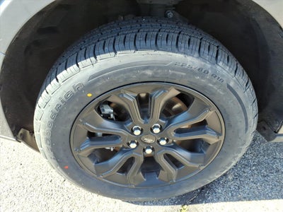 2023 Ford Maverick Base