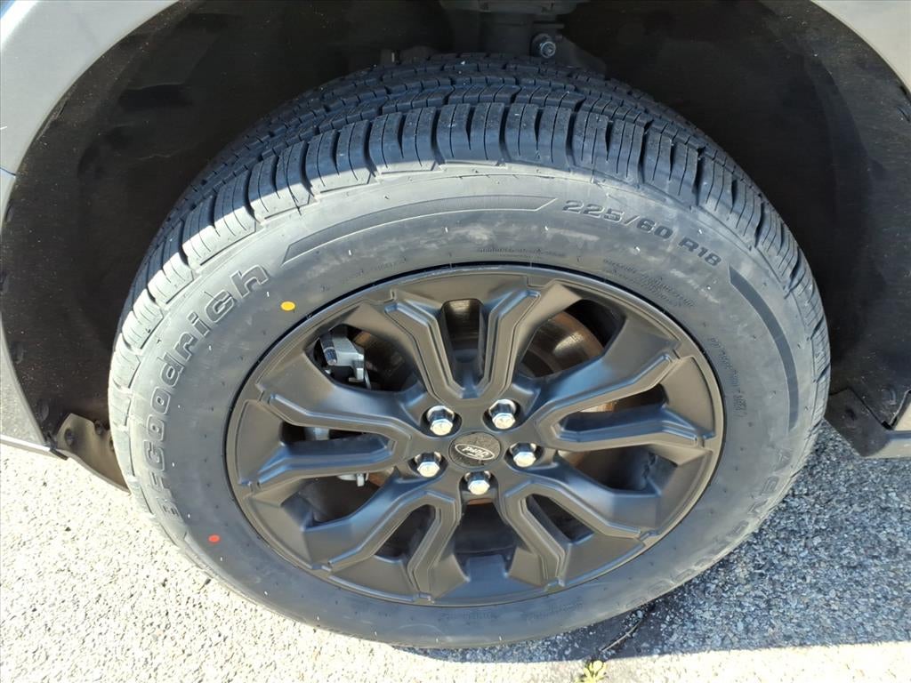 2023 Ford Maverick Base