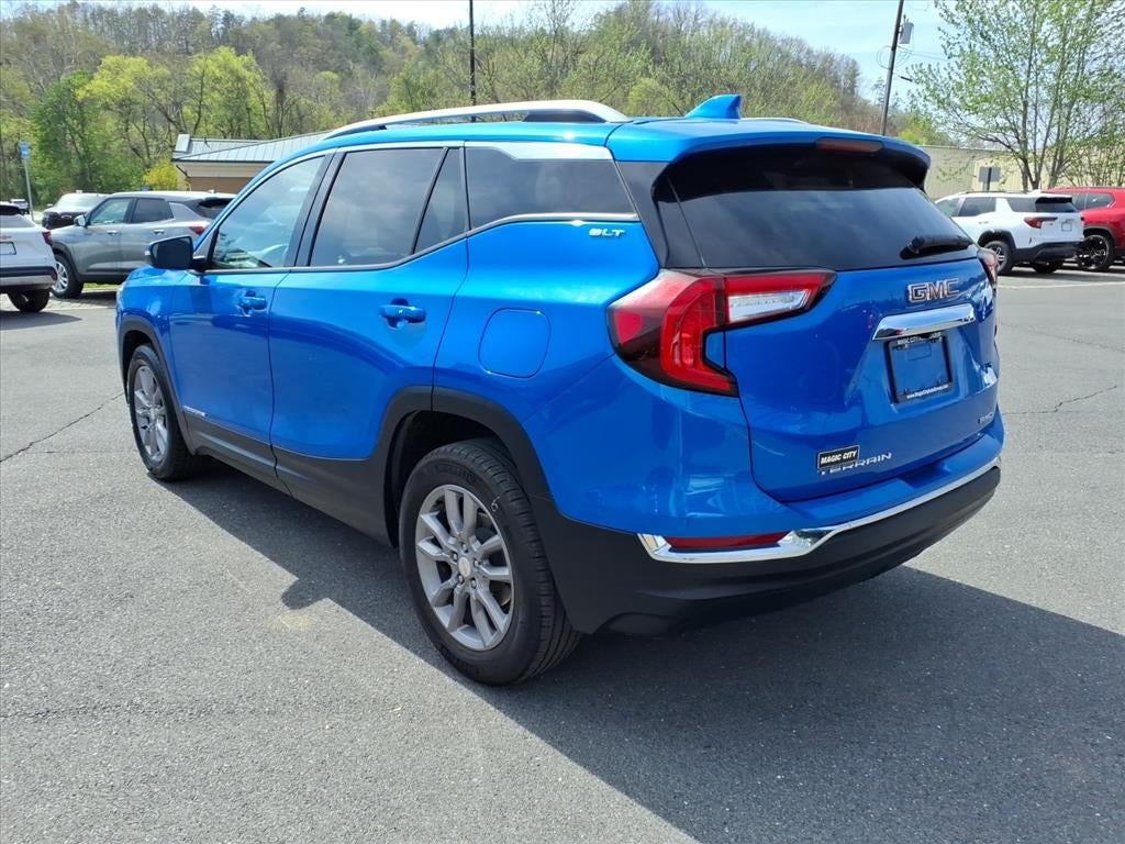 2024 GMC Terrain SLT