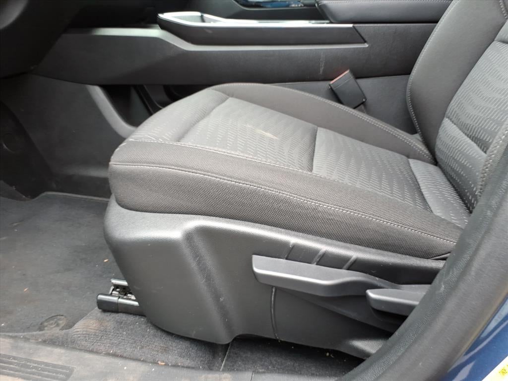 2025 Chevrolet Equinox Base
