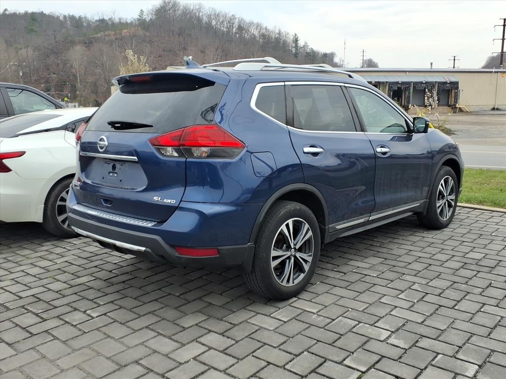 2017 Nissan Rogue SL