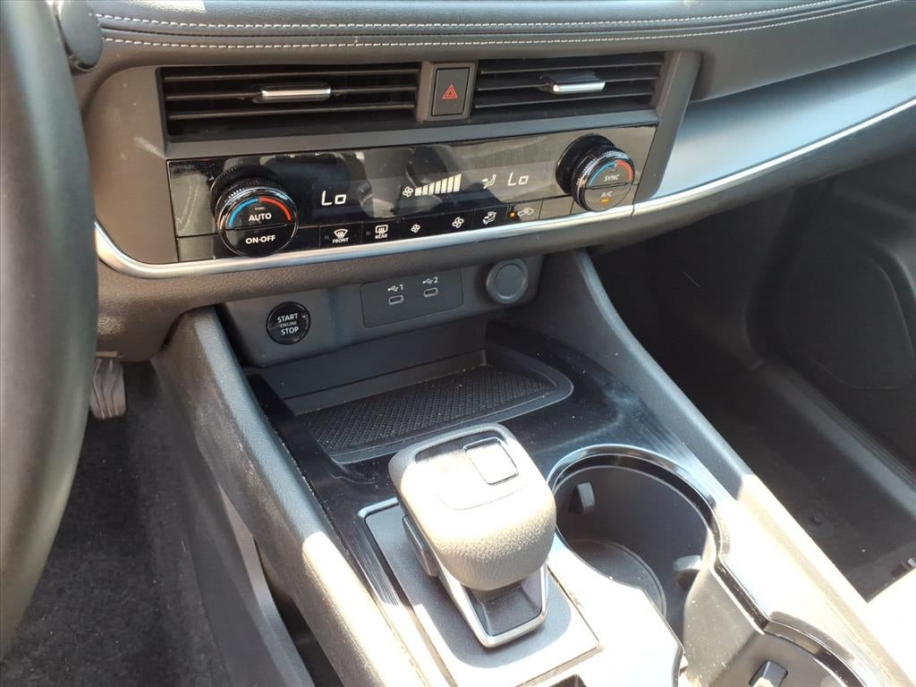 2025 Nissan Rogue Base