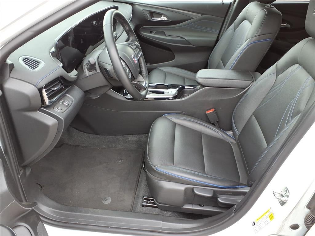 2025 Buick Envista Sport Touring Blue Certified