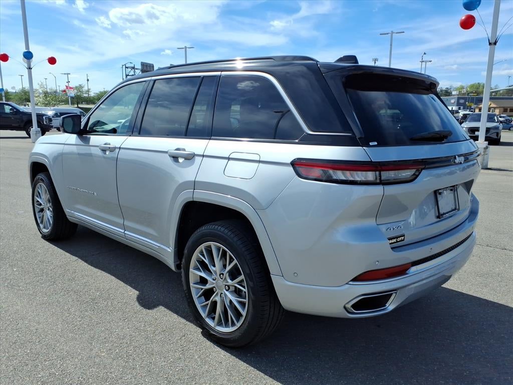 2025 Jeep Grand Cherokee Summit