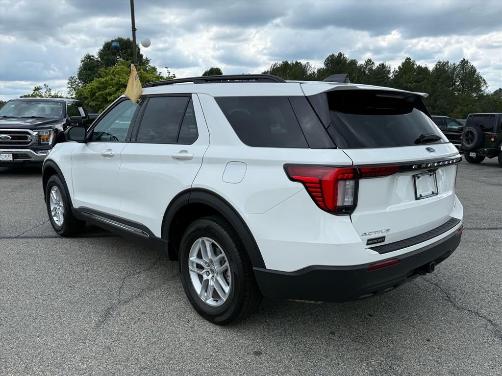 2025 Ford Explorer Active