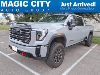 2025 GMC Sierra 2500HD AT4