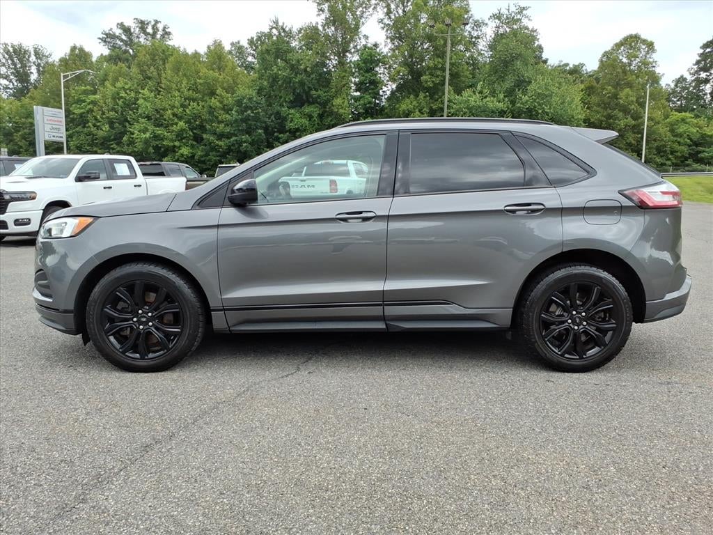 2022 Ford Edge SE