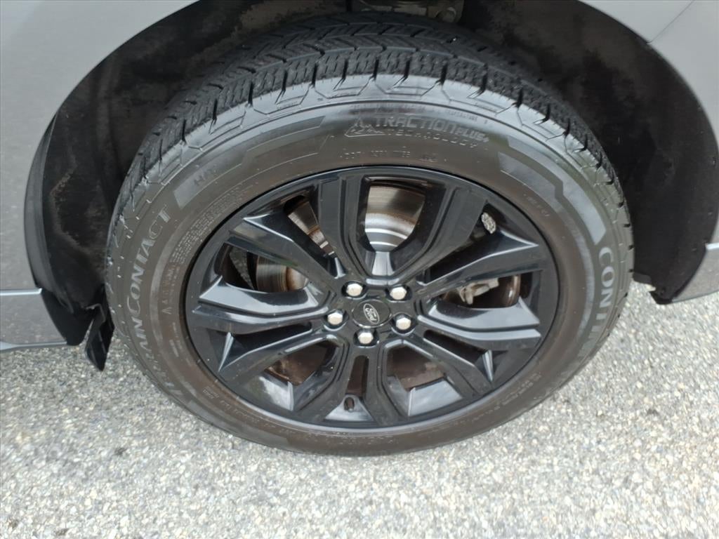 2022 Ford Edge SE