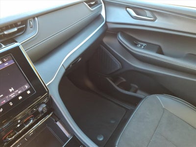 2025 Jeep Grand Cherokee Altitude X 4x4