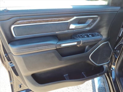 2019 RAM 1500 Laramie Crew Cab 4x2 5'7' Box