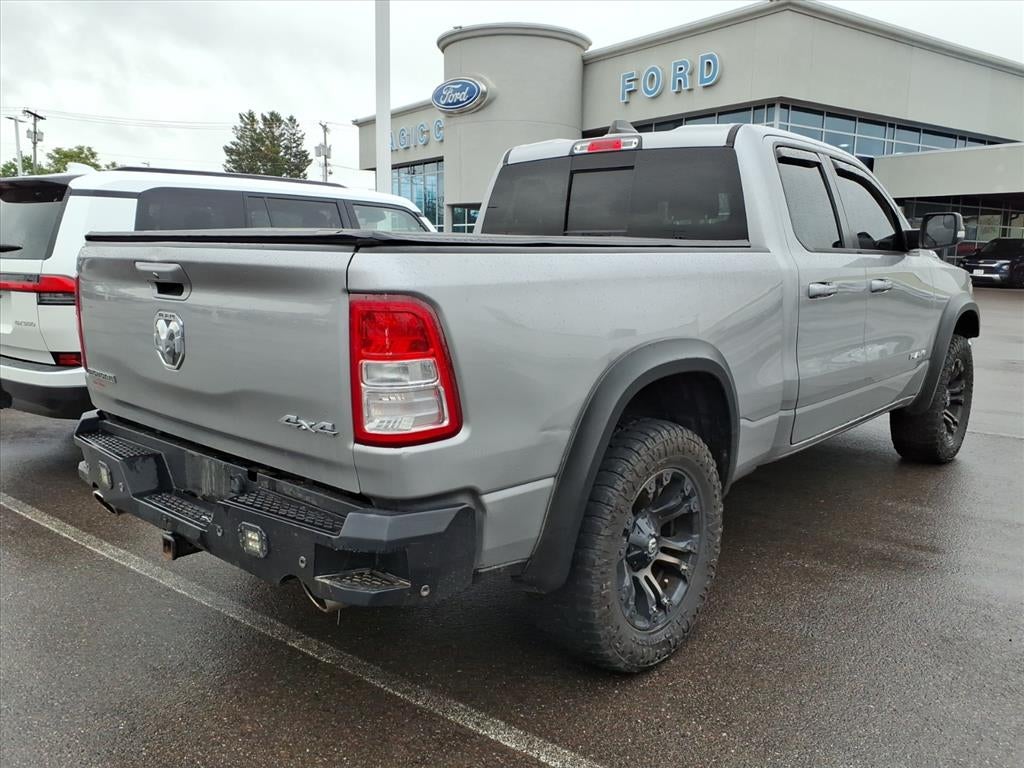 2021 RAM 1500 Big Horn Quad Cab 4x4 6'4' Box