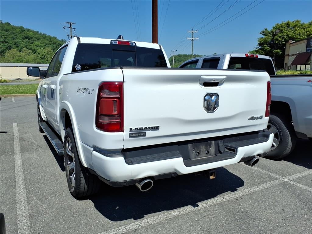 2022 RAM 1500 Laramie Crew Cab 4x4 5'7' Box