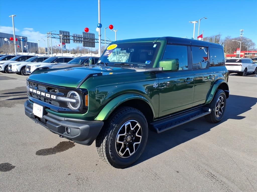 2025 Ford Bronco Outer Banks