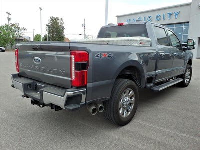 2025 Ford F-250 Super Duty Lariat
