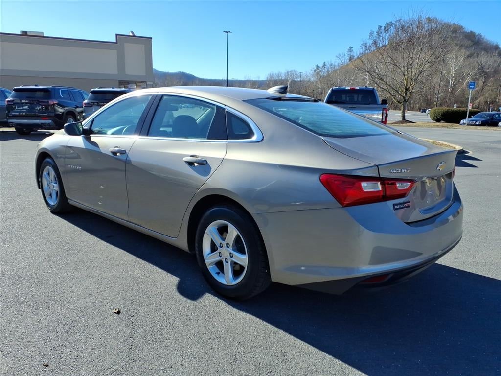 2022 Chevrolet Malibu FWD LS