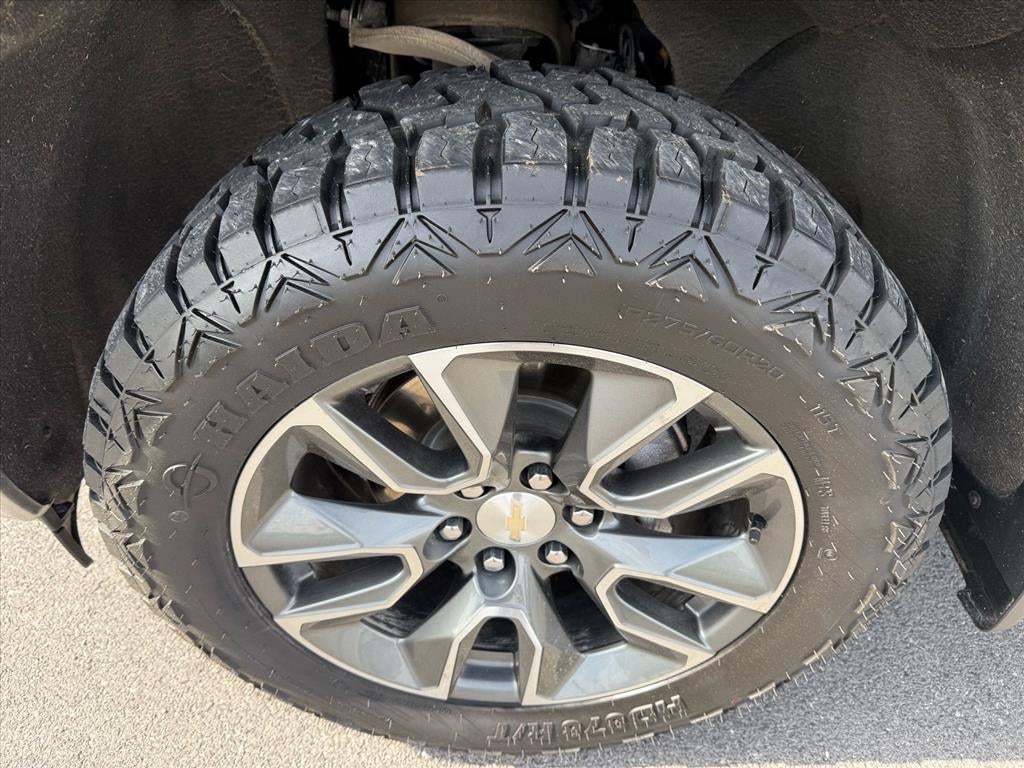 2022 Chevrolet Silverado 1500 4WD Crew Cab Short Bed LT with 2FL