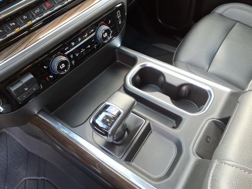 2022 Chevrolet Silverado 1500 4WD Crew Cab Short Bed RST