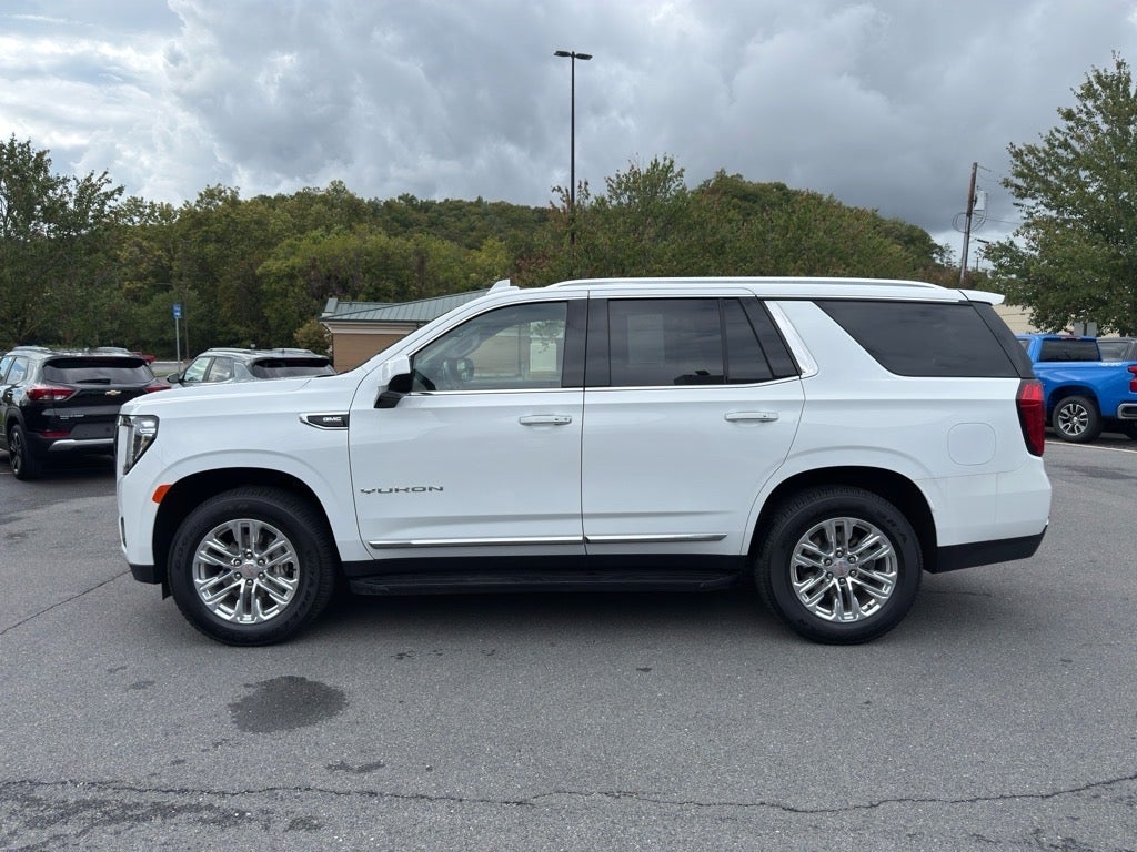 2024 GMC Yukon 4WD SLT