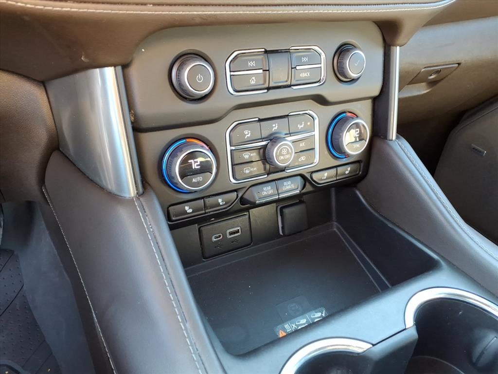 2023 Chevrolet Suburban 4WD Z71