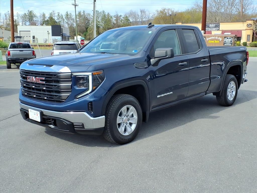 2022 GMC Sierra 1500 4WD Double Cab Standard Box Pro