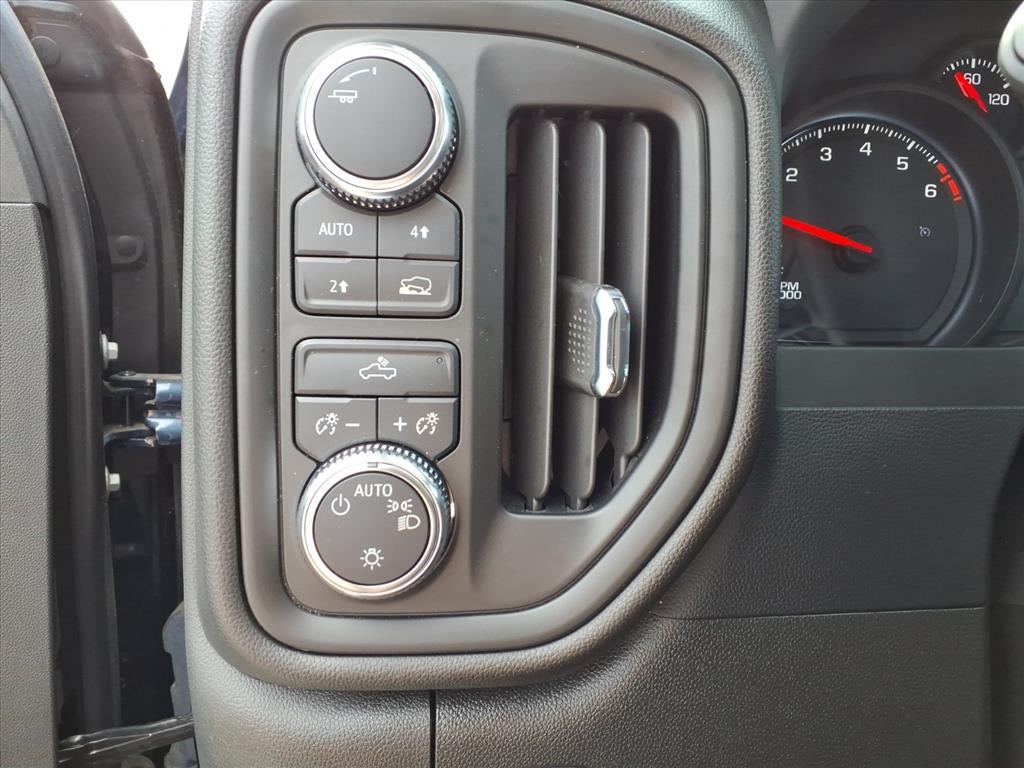 2022 GMC Sierra 1500 4WD Double Cab Standard Box Pro