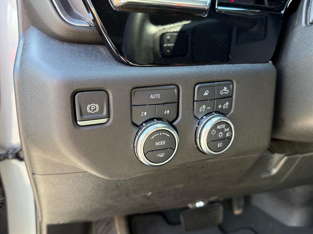 2025 GMC Sierra 1500 4WD Crew Cab Short Box SLT