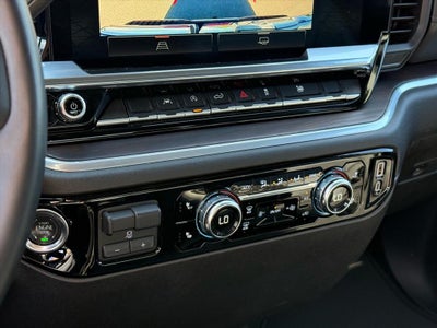 2025 GMC Sierra 1500 4WD Crew Cab Short Box SLT