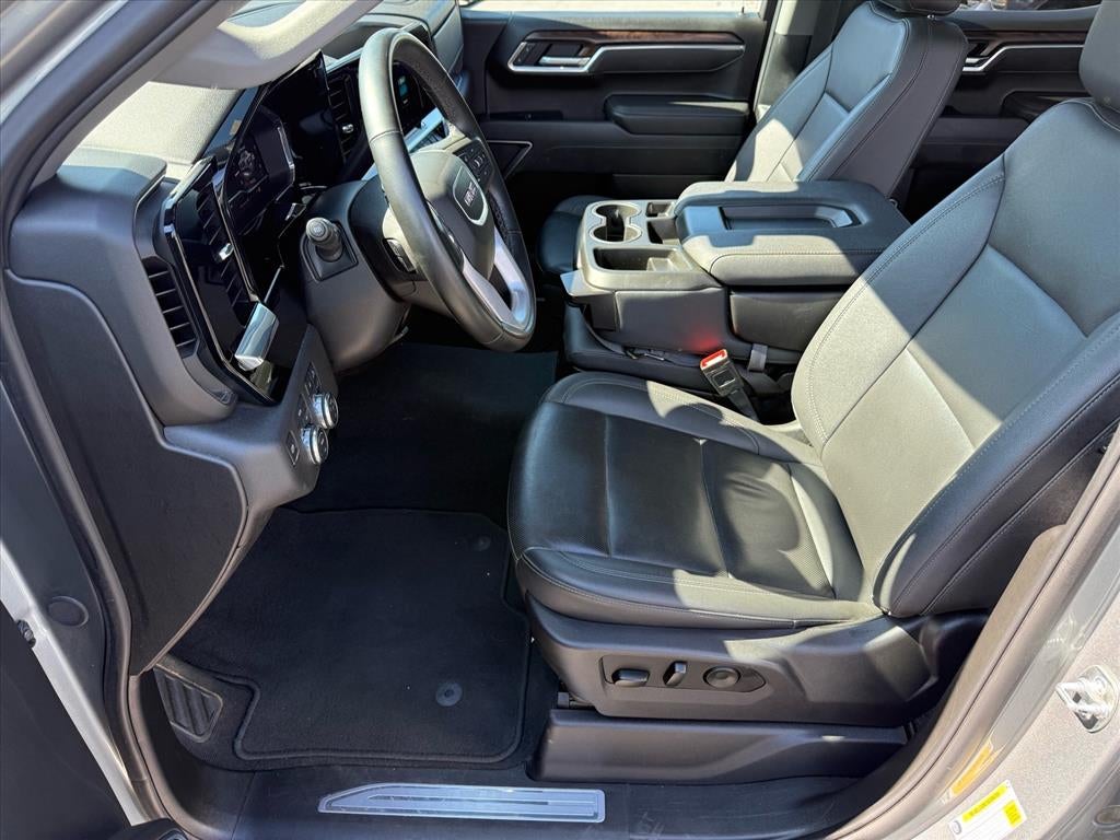 2025 GMC Sierra 1500 4WD Crew Cab Short Box SLT