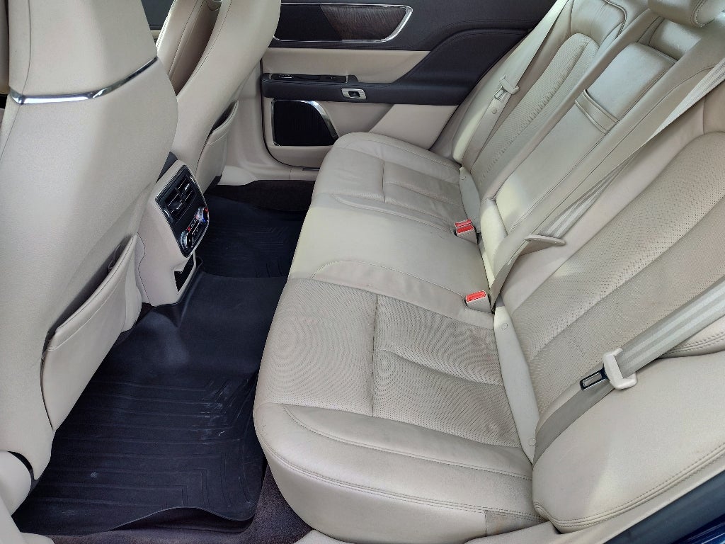 2017 Lincoln Continental Reserve