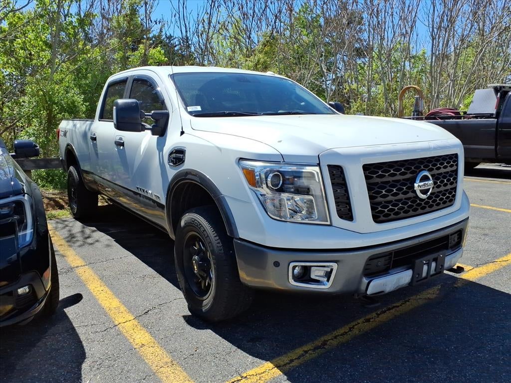 2018 Nissan TITAN XD PRO-4X Diesel