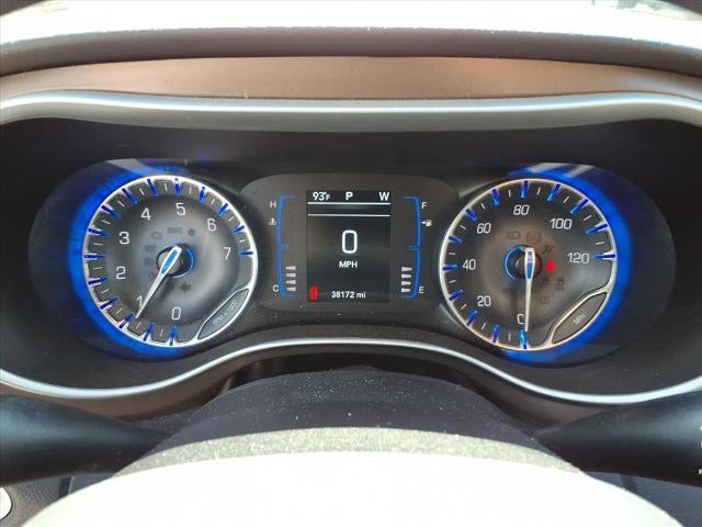 2021 Chrysler Voyager L