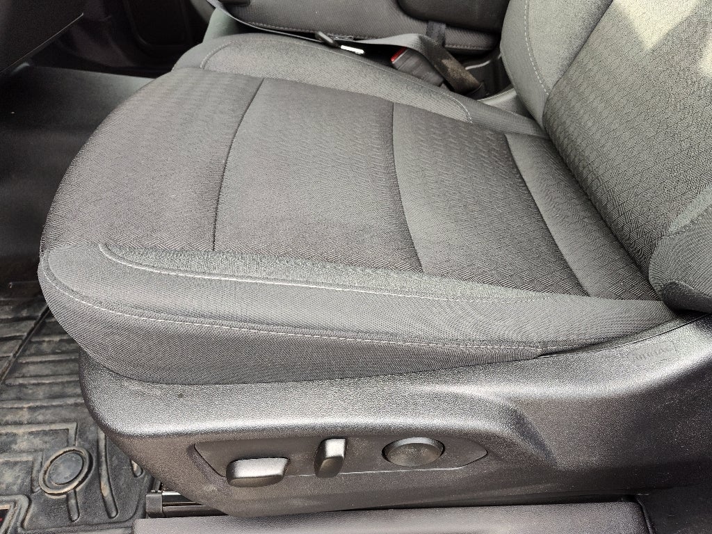 2025 Chevrolet Silverado 2500HD 4WD Crew Cab Standard Bed Custom