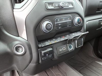 2024 Chevrolet Silverado 2500HD 4WD Crew Cab Standard Bed Custom