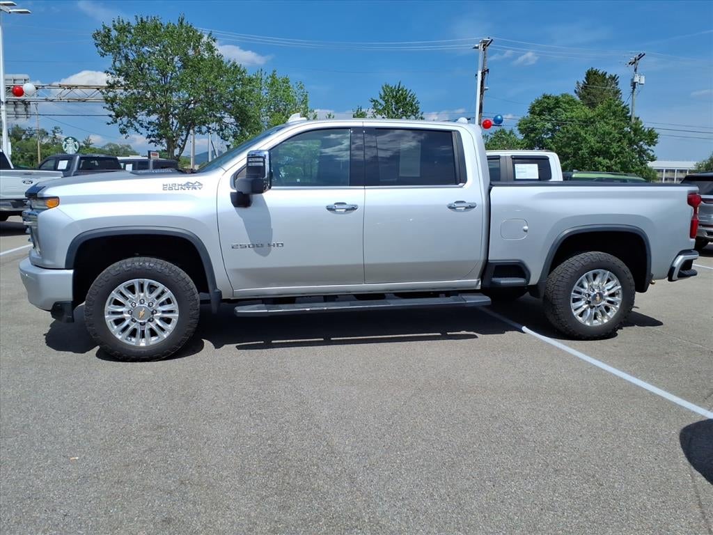 2022 Chevrolet Silverado 2500HD 4WD Crew Cab Standard Bed High Country