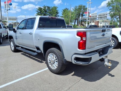 2022 Chevrolet Silverado 2500HD 4WD Crew Cab Standard Bed High Country