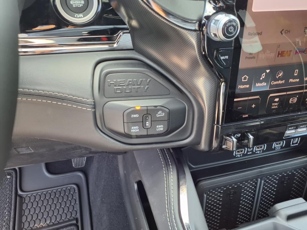 2025 RAM 2500 Limited Crew Cab 4x4 6'4' Box