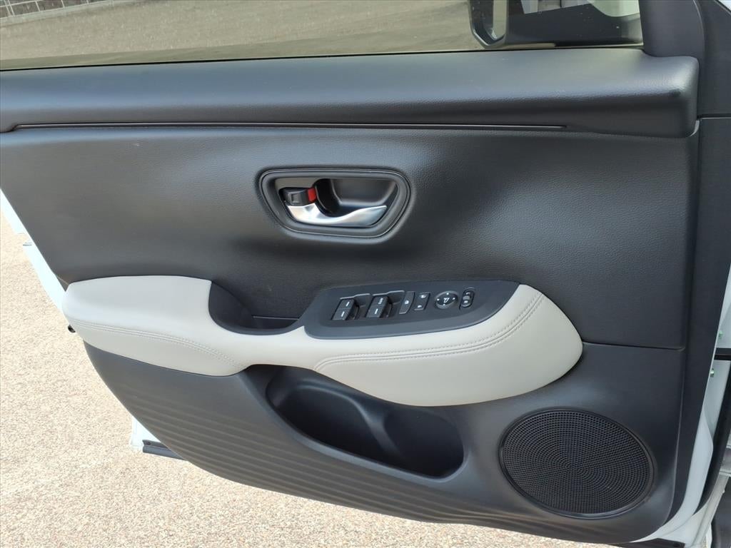 2023 Honda HR-V AWD LX