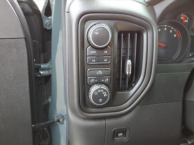 2025 Chevrolet Silverado 1500 4WD Crew Cab Short Bed Custom Trail Boss