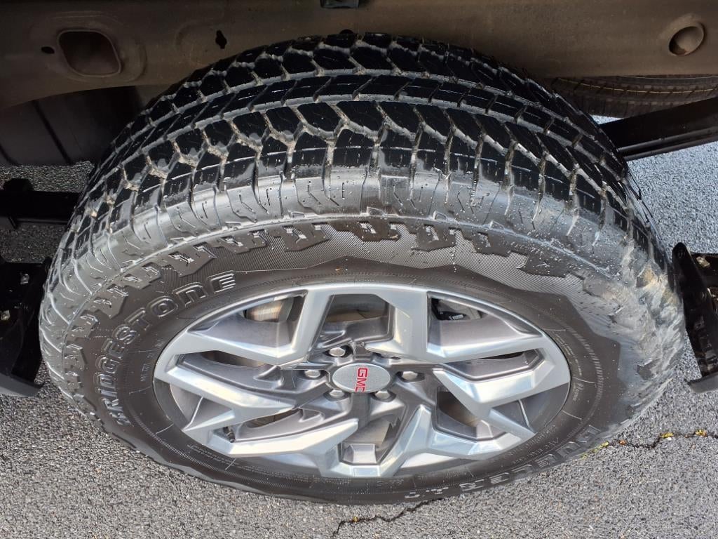 2024 GMC Sierra 1500 4WD Crew Cab Standard Box SLE