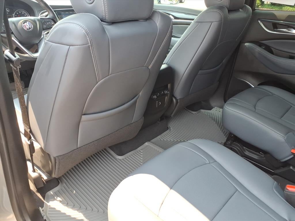 2023 Buick Enclave Essence FWD
