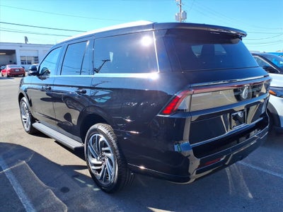 2027 Lincoln Navigator Premiere