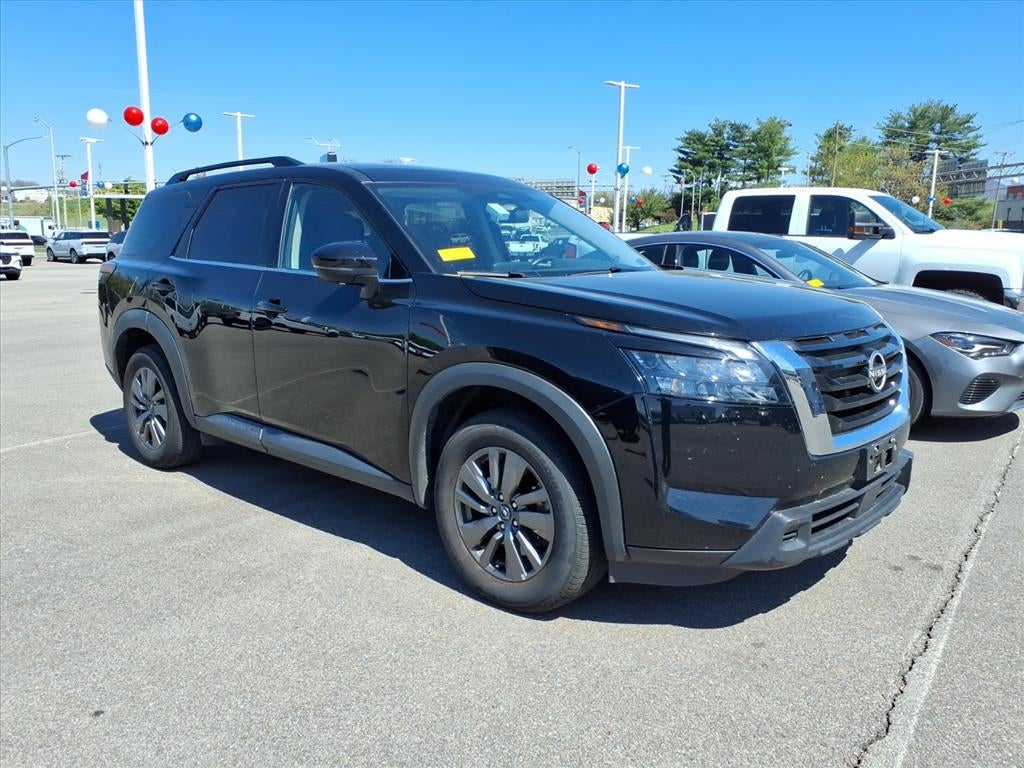 2024 Nissan Pathfinder SV 4WD